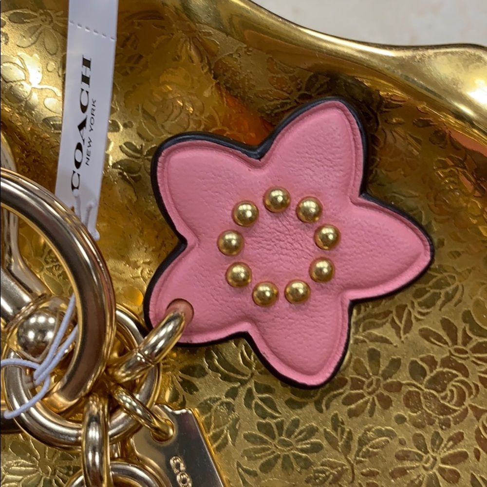 COACH WILDFLOWER CLUSTER BAG CHARM BRASS & PINK - Picture 12 of 16
